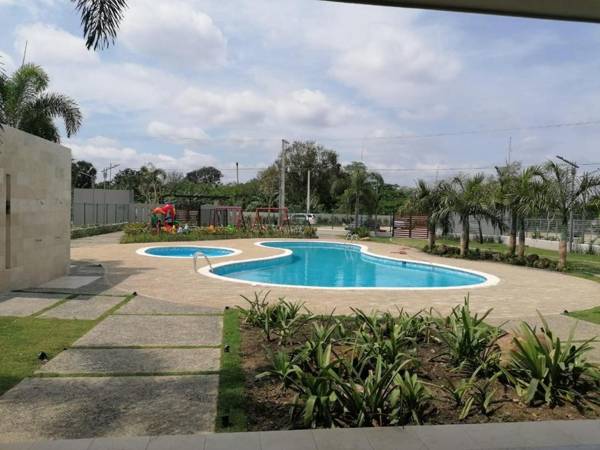 Moderno Apartamento piscina parque infantil 3 habitaciones  Residelcial Breezes Santiago RD