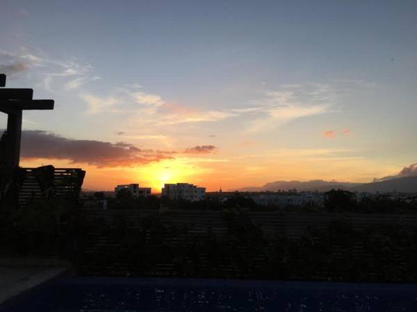 Casa Tropical con Hermosos Atardeceres Caribeños