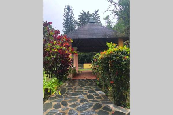 Acogedora Casa Rural en plena naturaleza