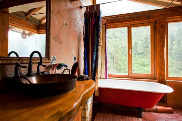 Hacienda Rumiloma by Rotamundos