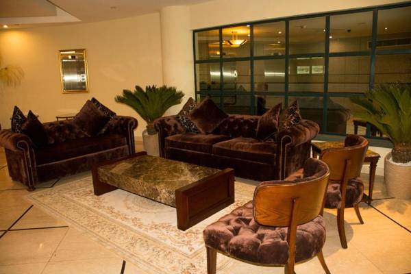 Aparta Hotel Torres de Suites