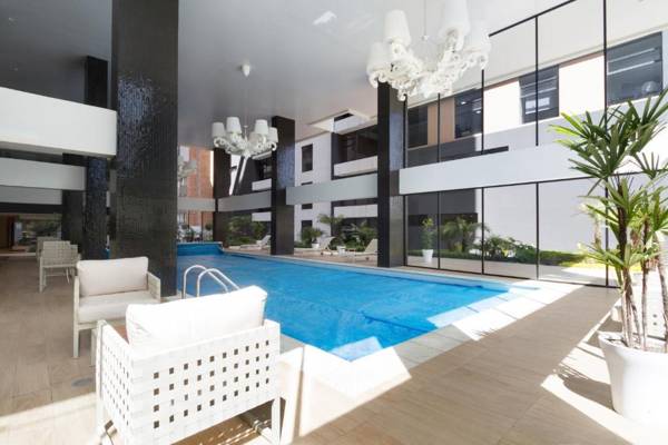 Suites Metropoli Bristol Parc & Recoleta