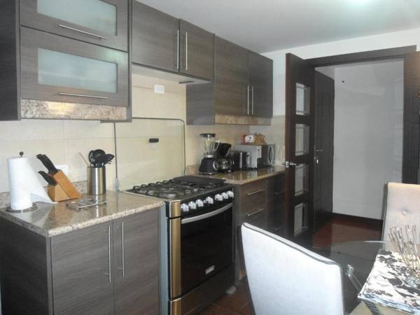 LA MARISCAL Sector Universidades - BALCÓN - Piso 6