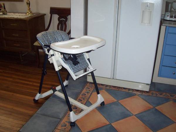 SANITIZED - APARTMENT - Metropolitan Quito Area Eng - Fr - Esp