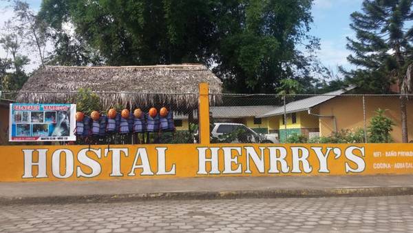 Hostal Henrry's