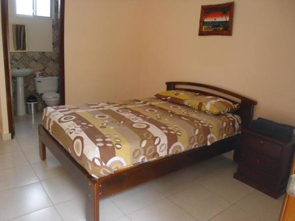 Canoa Breeze Hostal