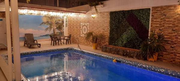 Hostal Perla Real Inn