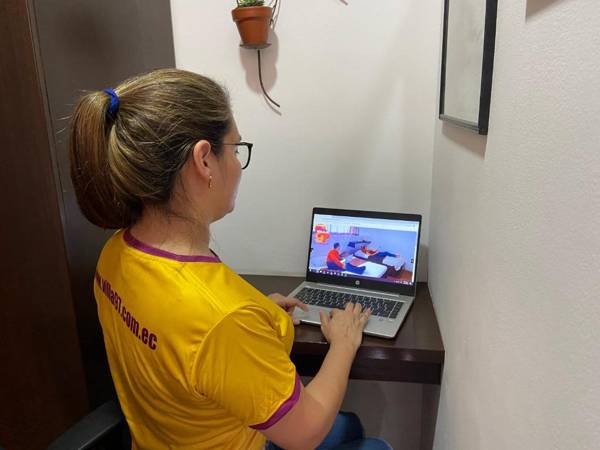 Villa 97 hostal económico cerca al Aeropuerto