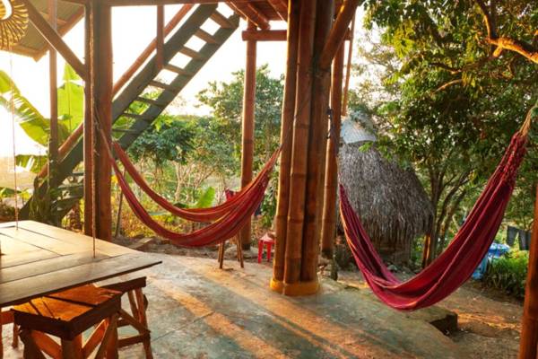 Punto Verde Ecological house