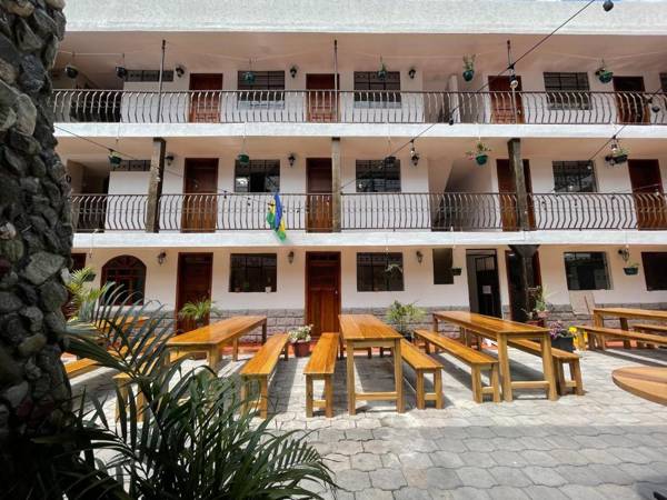 El Jardín Escondido Party Hostel