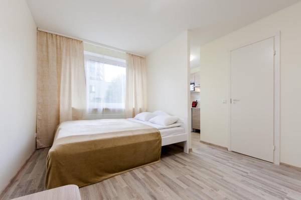 Bright Apartment near Bus Statioon