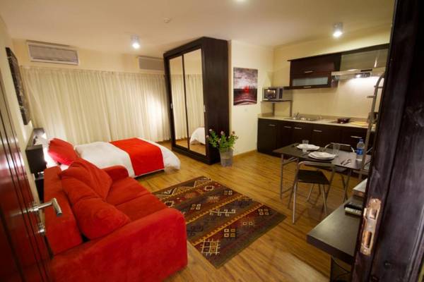 NewCity Aparthotel - Suites & Apartments