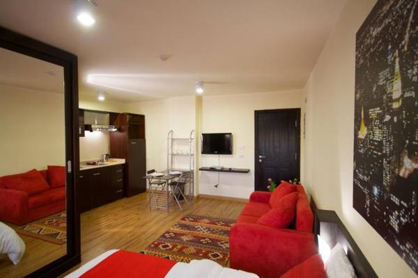 NewCity Aparthotel - Suites & Apartments