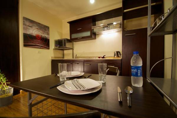 NewCity Aparthotel - Suites & Apartments