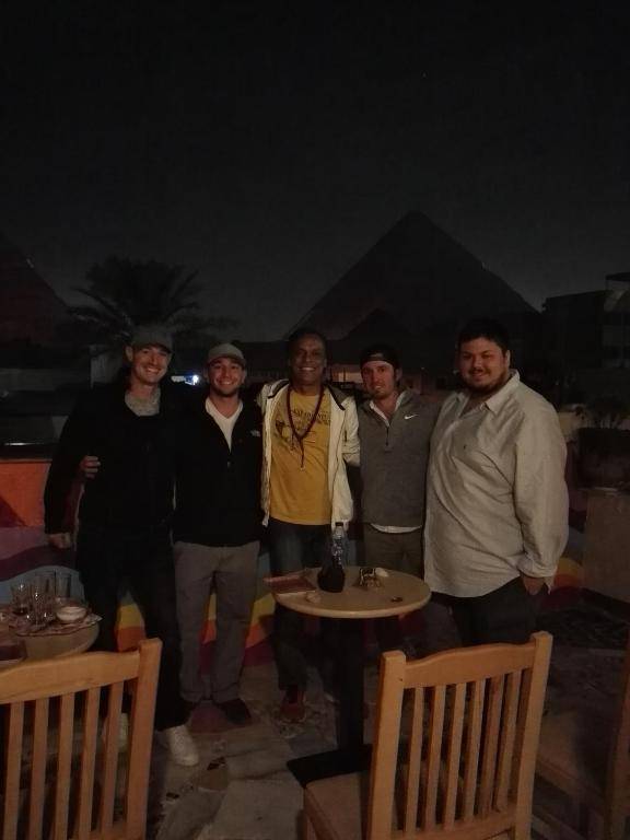 Atlantis pyramids inn
