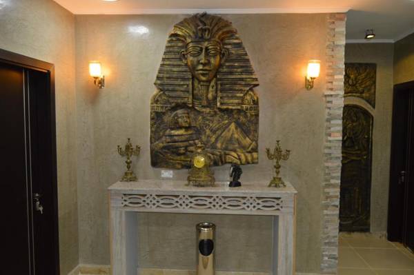 Comfort Pyramids inn
