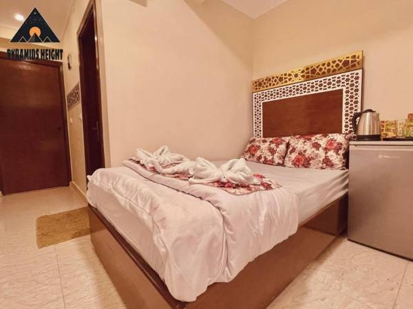 Pyramids Height Hotel
