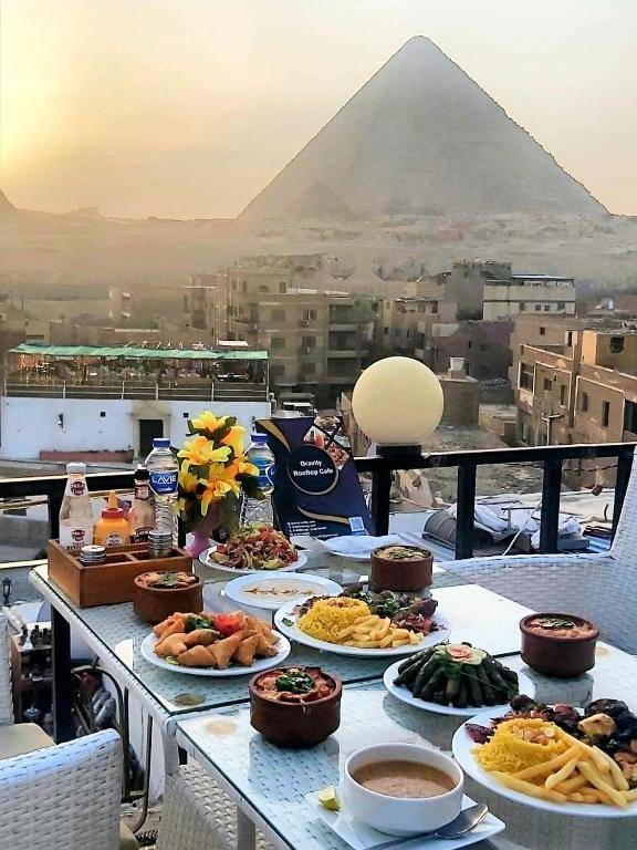 Golden Pyramids Guest House