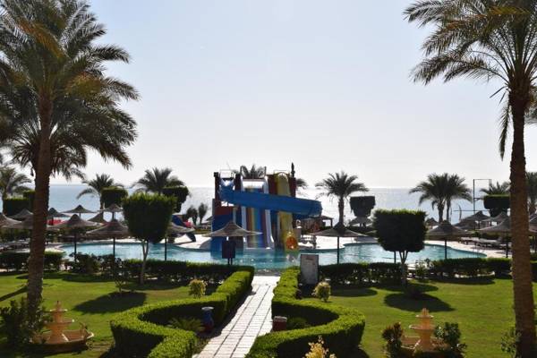 Retal View Resort El Sokhna Aqua Park