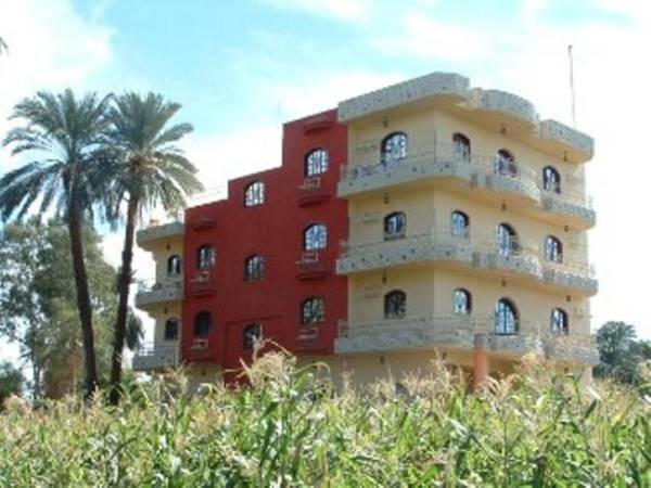 Home Sweet Home Luxor Apartments