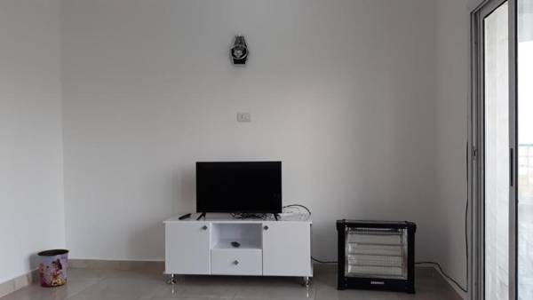 Hofni Palace Nile Niew