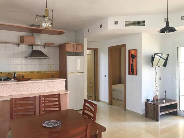 Espectacular residencial en 1ª linea con piscina