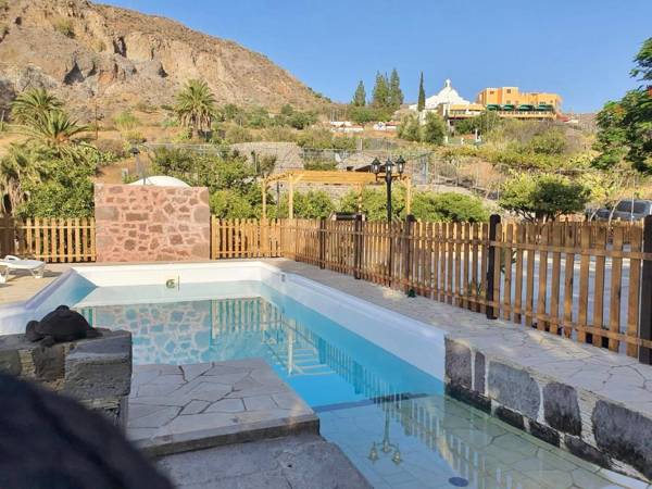 casa rural LA LIMERA con piscina privada