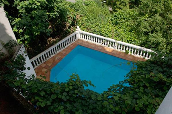 One bedroom appartement with shared pool enclosed garden and wifi at San Antolin de Ibias