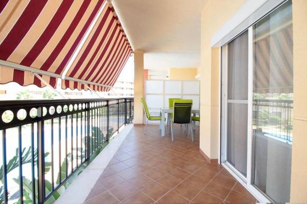 Global Properties Acogedor apartamento con terraza y piscina en Canet