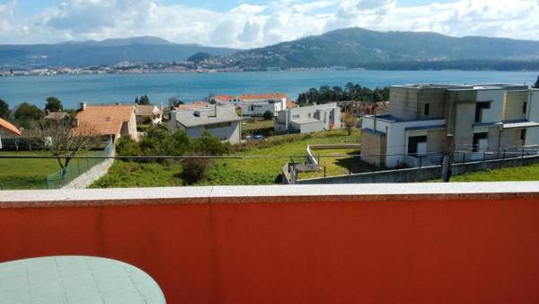 One bedroom appartement with sea view at A Guarda 1 km away from the beach