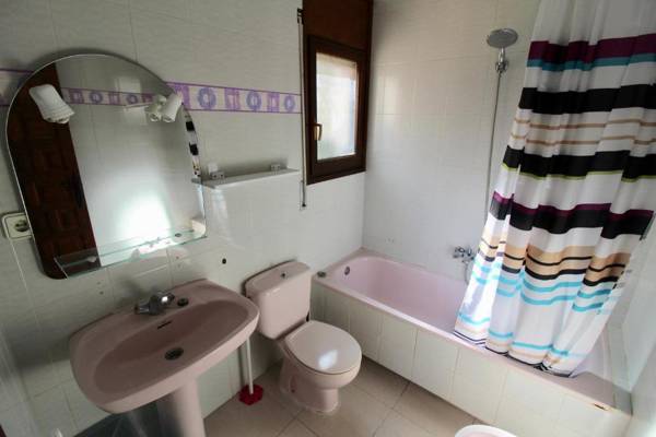 Villa piscine WIFI. Locamar Silvia Cat.