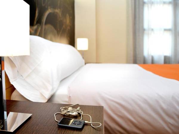 Hostal Bajo La Muralla