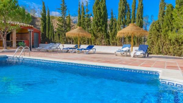 Casa Rocio y Paloma Vinuela by Ruralidays