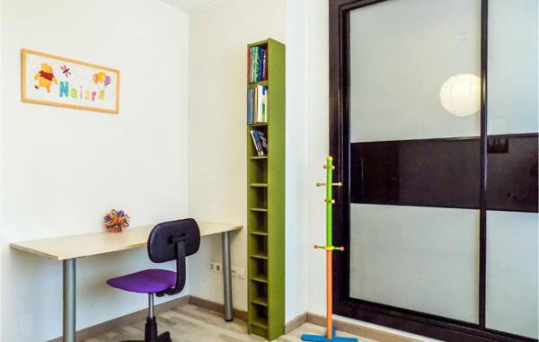 Workspace - Awesome apartment in Vinaròs with WiFi and 2 Bedrooms
