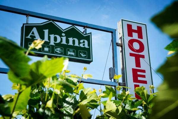 Hotel Alpina