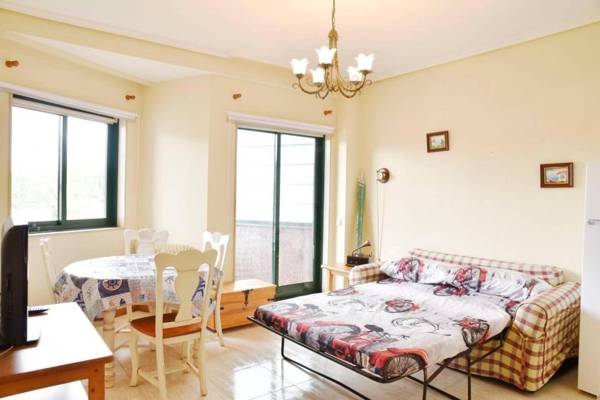 Beautiful apartment in front of the Beach