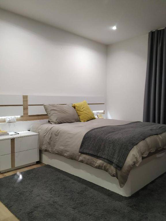 Piso Travesía Vigo Reformado Vistas Ria