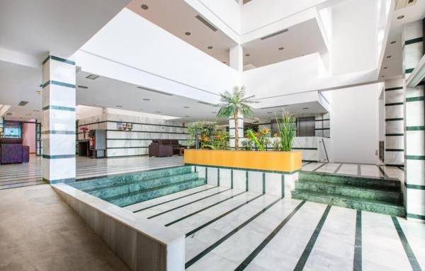 Apartamentos Turisticos Parque Tropical