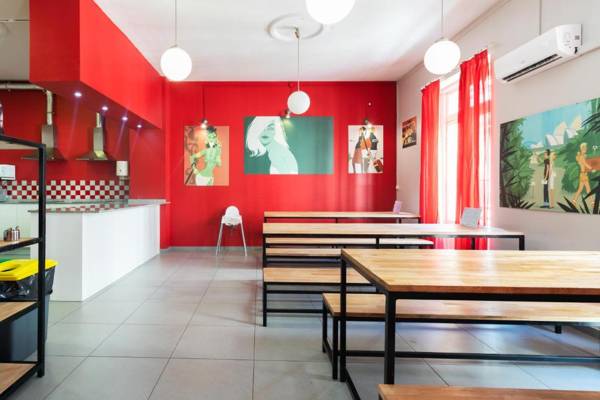 Red Nest Hostel