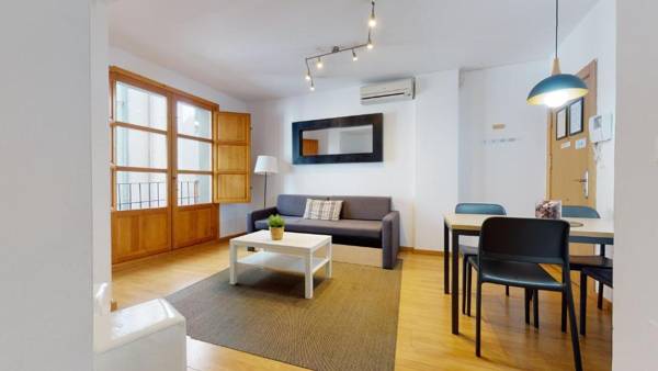 Flatsforyou Sorolla House