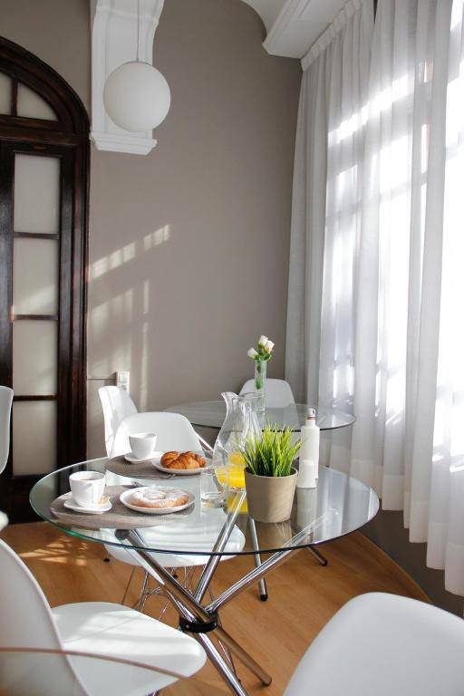 7 Moons Bed & Breakfast