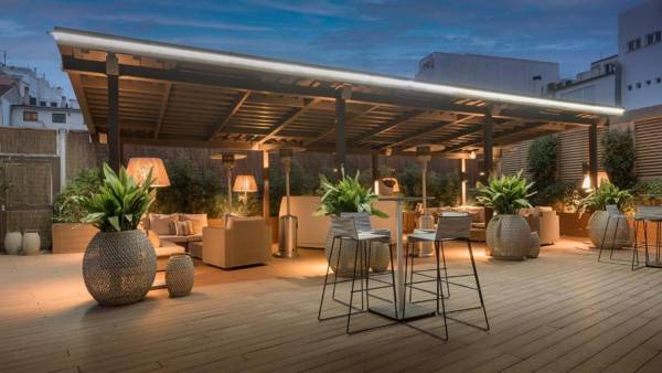 AC Hotel Colón Valencia by Marriott