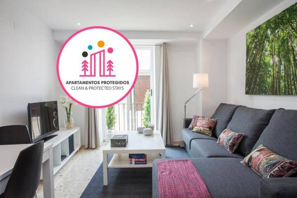 SingularStays Mercado Central