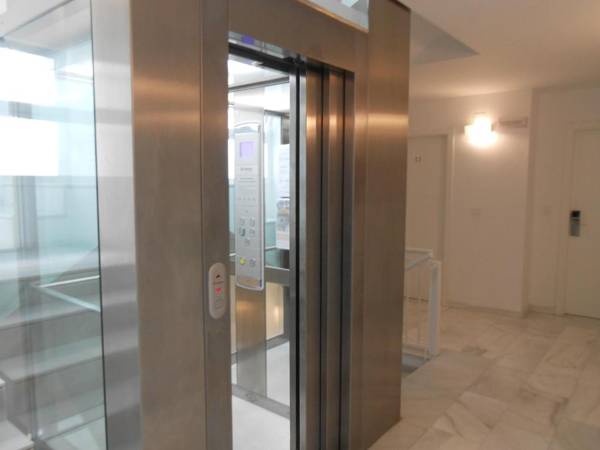 Flats Friends Soho Suites