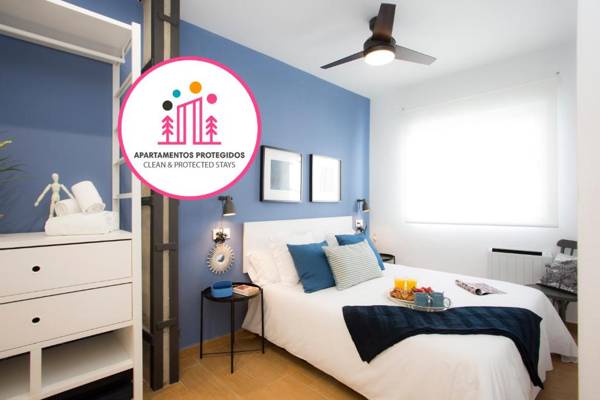 SingularStays Marina