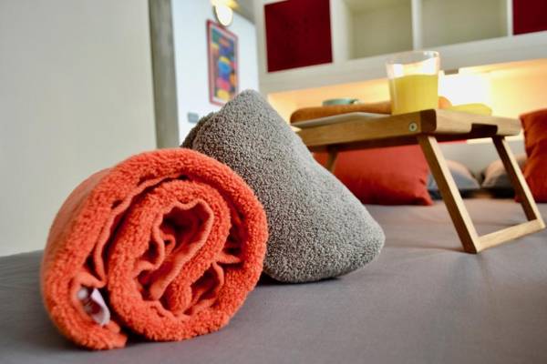 City of Arts & Spa Apartment