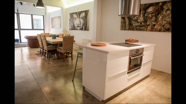 Modern centrally located new apartment in Valencia