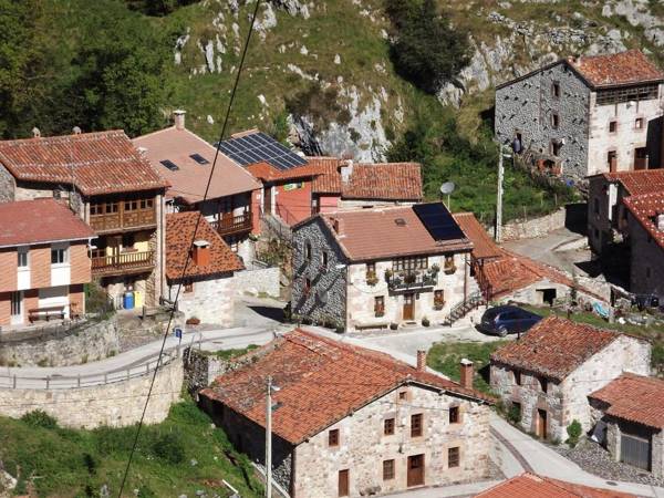 Apartamentos Rurales El Tio Pablo Picos de Europa Tresviso