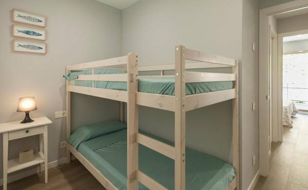 Lets Holidays Community Pool apartment Tossa