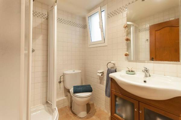 Lets Holidays Codolar 2 apartment